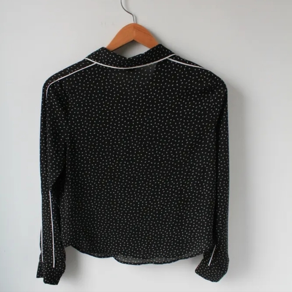 Dark blouse with arrow print - Picture 6 of 6